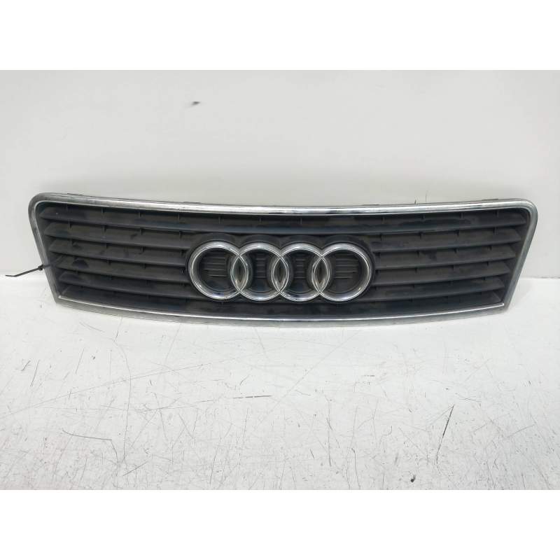 Recambio de rejilla delantera para audi a6 berlina (4b2) 4.2 v8 40v referencia OEM IAM 4B3853651  