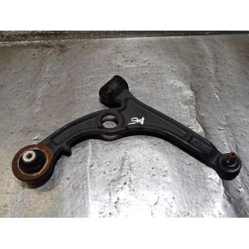 BRAZO SUSPENSION INFERIOR DELANTERO DERECHO 14G 2001