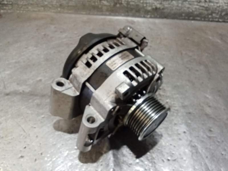 Recambio de alternador para toyota avensis (_t25_) 2.2 d-cat (adt251_) referencia OEM IAM 0210806060 22CRDI 2003