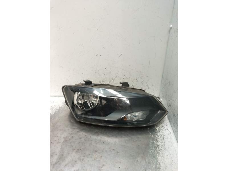 Recambio de faro derecho para volkswagen polo v (6r1, 6c1) 1.4 tdi referencia OEM IAM 6R1941008  2009