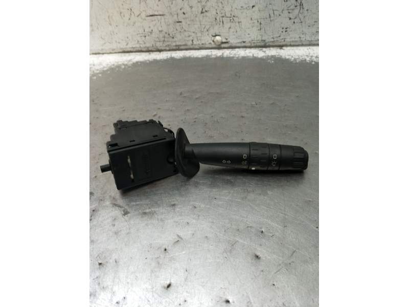 Recambio de mando luces para citroën xsara (n1) 2.0 hdi 109 referencia OEM IAM   2001