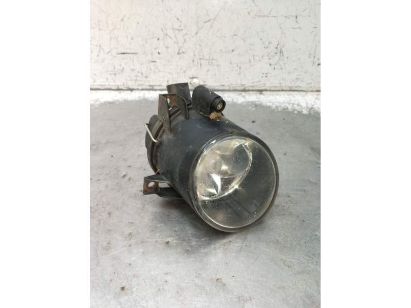 Recambio de faro antiniebla derecho para seat altea (5p1) 2.0 tdi 16v referencia OEM IAM   2004