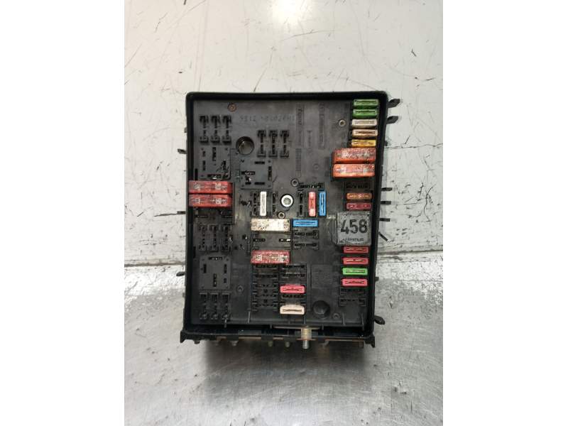 Recambio de caja reles / fusibles para seat altea (5p1) 2.0 tdi 16v referencia OEM IAM 1K0937124H  2004