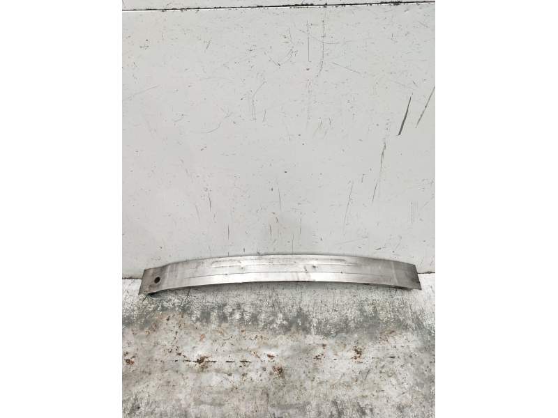 Recambio de refuerzo paragolpes delantero para audi a3 (8p1) 2.0 tdi 16v referencia OEM IAM   