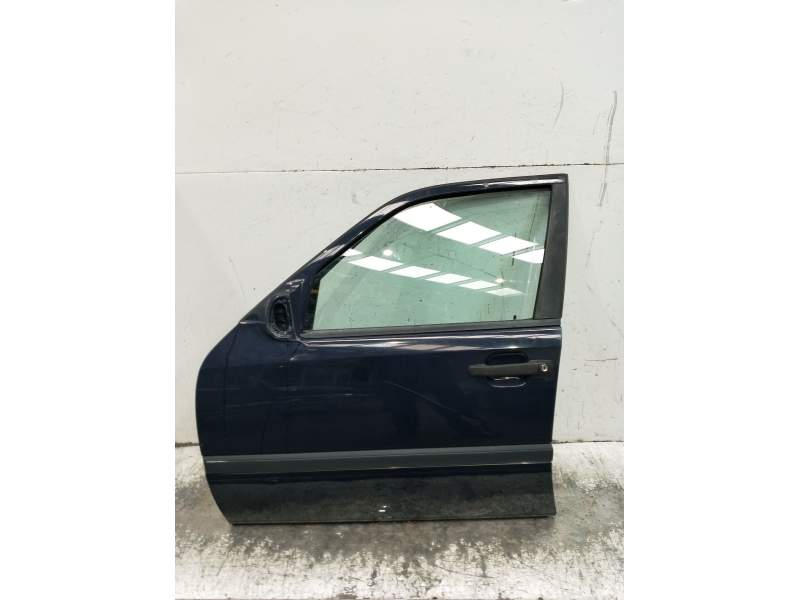 Recambio de puerta delantera izquierda para mercedes-benz clase c (w202) c 180 (202.018) referencia OEM IAM   