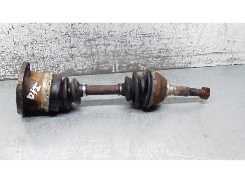 Recambio de transmision delantera izquierda para gmc jimmy 2.8 4x4 referencia OEM IAM  26G 1984