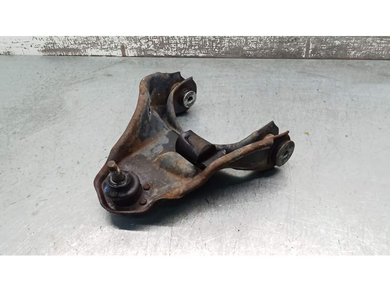 Recambio de brazo suspension superior delantero derecho para gmc jimmy 2.8 4x4 referencia OEM IAM  26G 1984