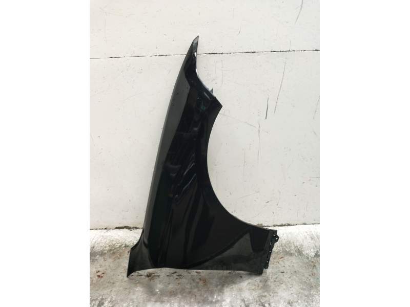 Recambio de aleta delantera derecha para bmw 1 (f20) 116 i referencia OEM IAM   2015