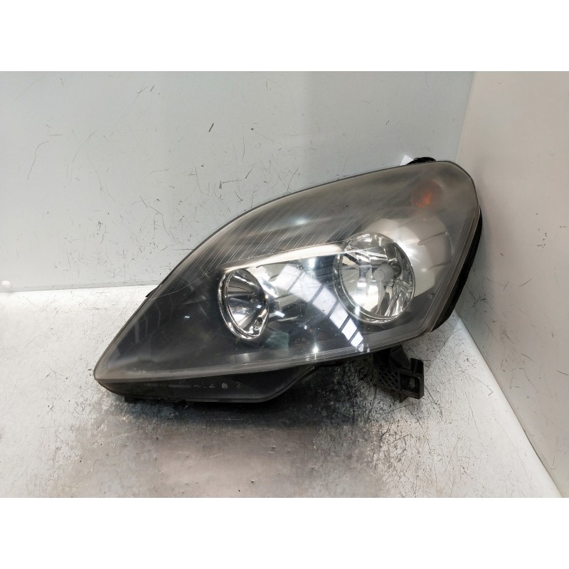 Recambio de faro izquierdo para opel zafira b referencia OEM IAM 0301214201 13252472 