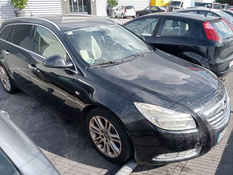 opel insignia a sports tourer (g09) del año 2010