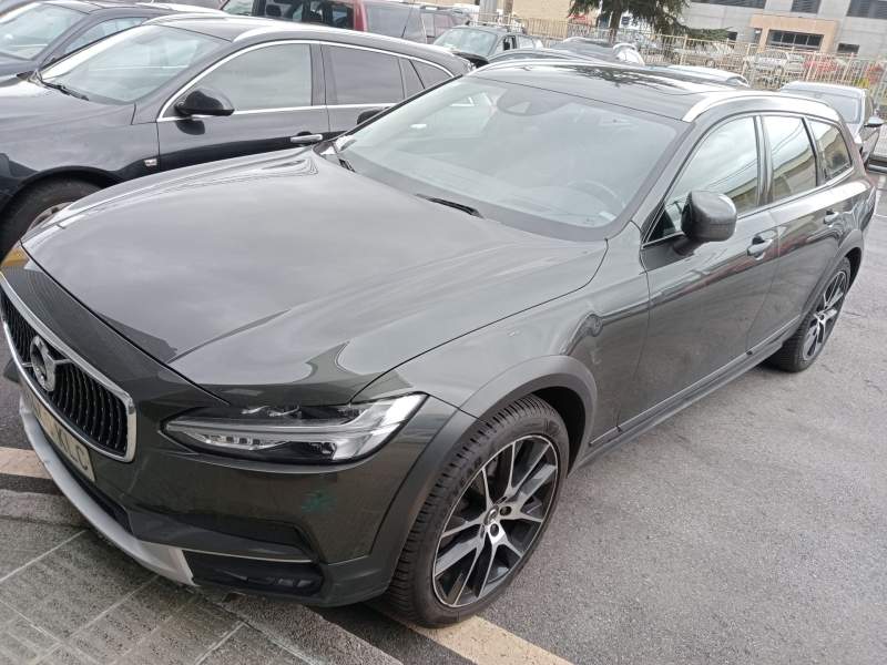volvo v90 ii cross country (236) del año 2018