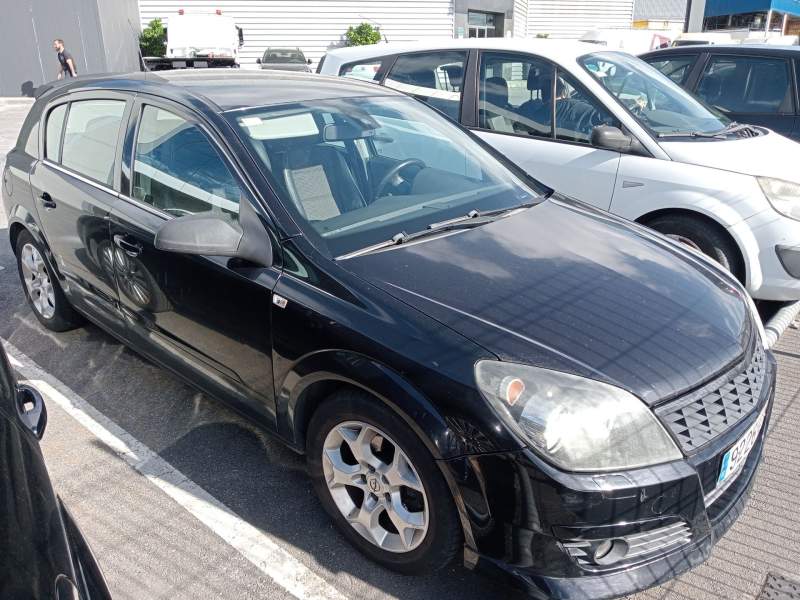 opel astra h (a04) del año 2004