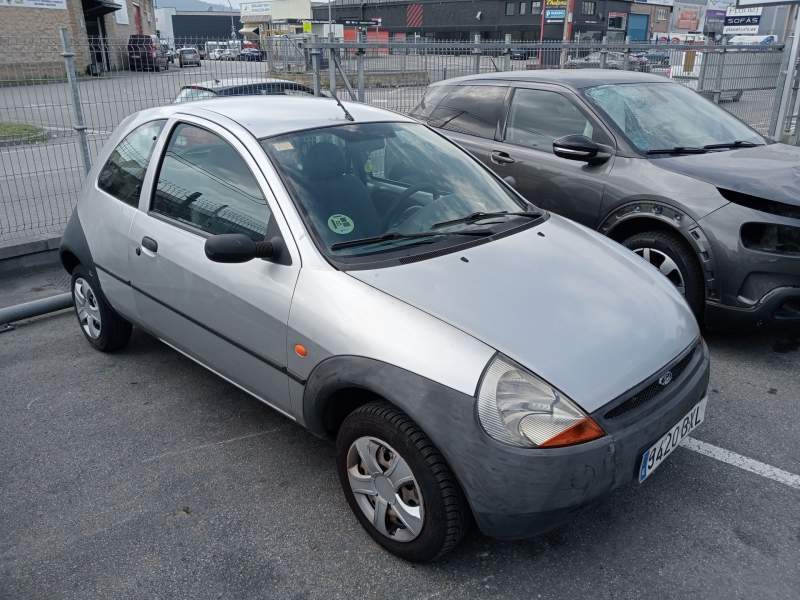 ford ka (rb_) del año 2002