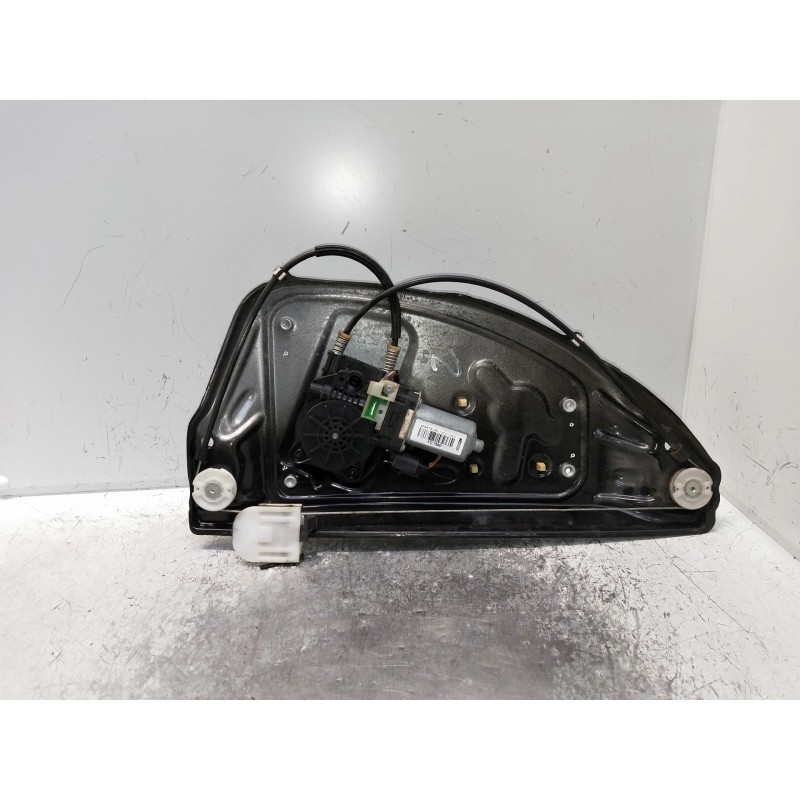 Recambio de elevalunas trasero izquierdo para land rover freelander (lr2) 2.2 td4 referencia OEM IAM 6H5227001AG  5P