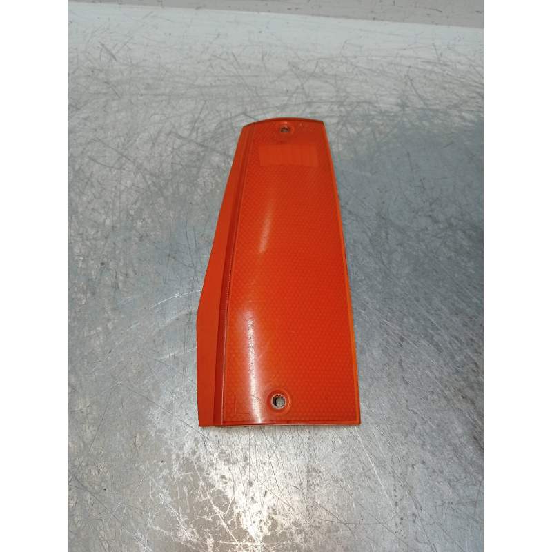 Recambio de piloto delantero izquierdo para chrysler jeep cherokee (xj) 2.1 turbodiesel referencia OEM IAM   INTERMITENTE