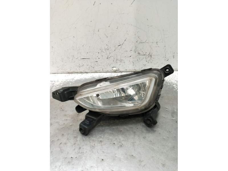 Recambio de faro antiniebla derecho para hyundai tucson (tl, tle) 1.7 crdi referencia OEM IAM   2015