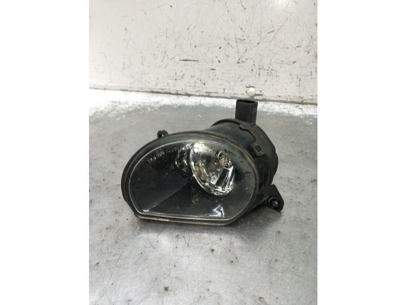 Recambio de faro antiniebla derecho para audi a3 (8p1) 2.0 tdi 16v referencia OEM IAM   2004