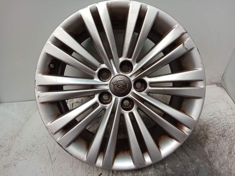 Recambio de llanta para opel insignia a (g09) 1.6 turbo (68) referencia OEM IAM 8JX18 ET42 13313798 RAYADA