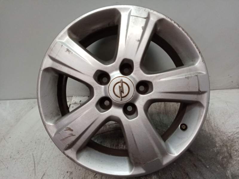 Recambio de llanta para opel zafira a 2.0 dti referencia OEM IAM 6JX16 ET44  RAYADA