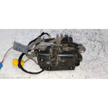 MOTOR CIERRE CENTRALIZADO DELANTERO DERECHO A4147200535 