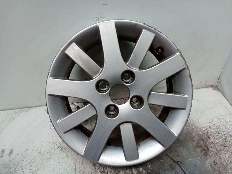 Recambio de llanta para peugeot 206+ (2l_, 2m_) 1.4 i referencia OEM IAM 6JX15CH ET28 9687520480 RAYADA
