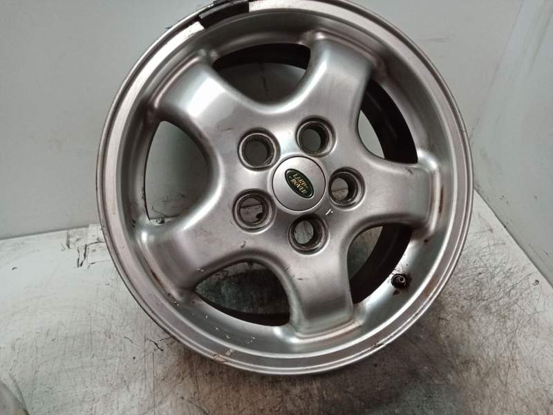 Recambio de llanta para land rover discovery ii (l318) 2.5 td5 4x4 referencia OEM IAM 7JX16X57AH2 ANR4847 RAYADA