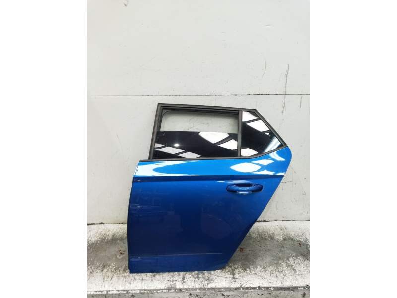 Recambio de puerta trasera izquierda para skoda fabia iii (nj3) 1.0 referencia OEM IAM  5P 2014
