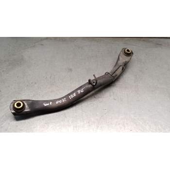 BRAZO SUSPENSION SUPERIOR TRASERO DERECHO **POSTERIOR** 19TD 1995