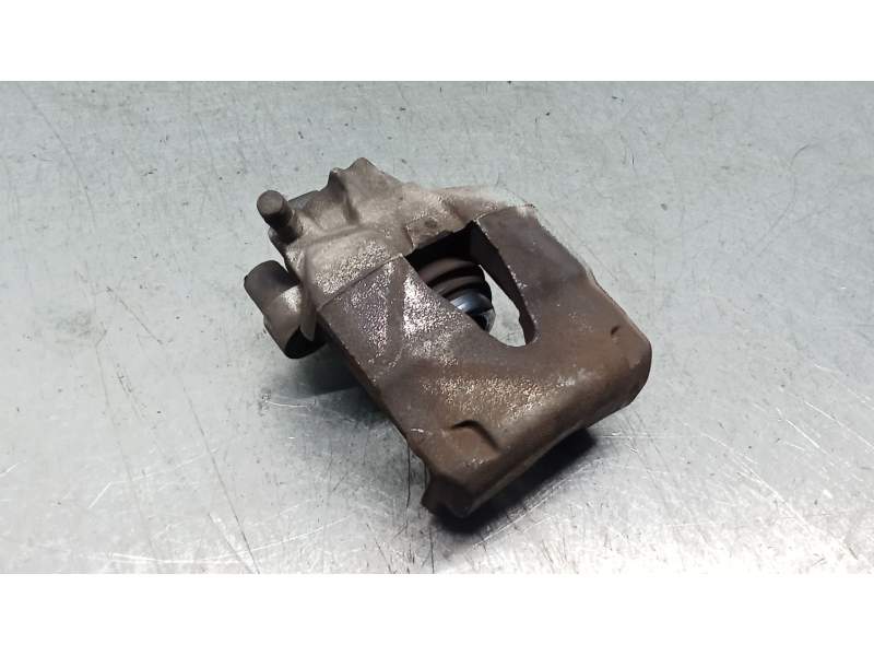 Recambio de pinza freno delantera derecha para skoda fabia iii (nj3) 1.0 referencia OEM IAM MANDO 10G 2014