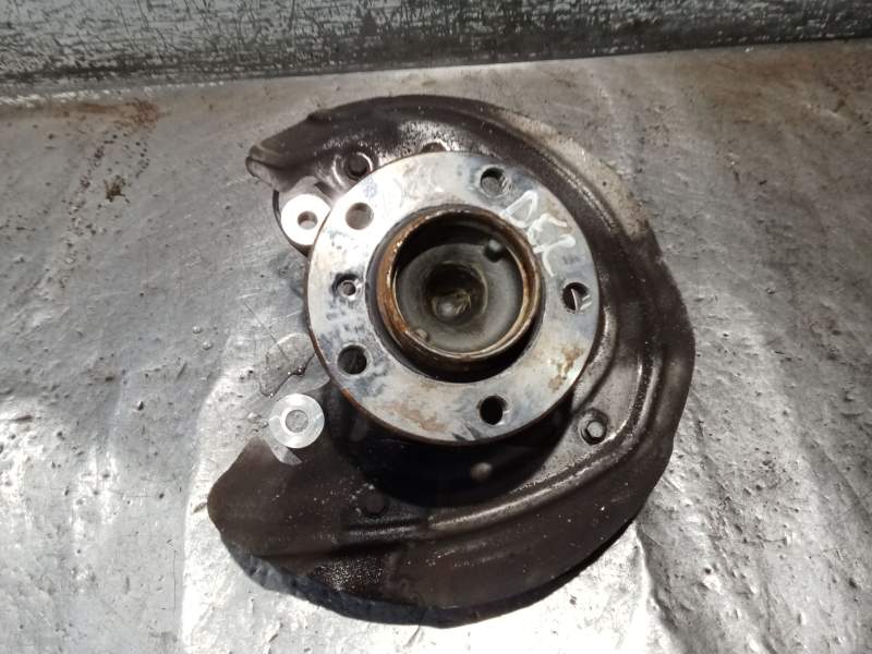 Recambio de mangueta delantera derecha para bmw 1 (f20) 116 i referencia OEM IAM  116G 2015