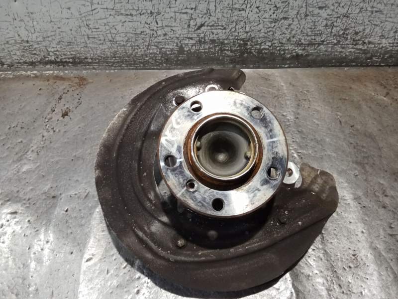 Recambio de mangueta delantera izquierda para bmw 1 (f20) 116 i referencia OEM IAM  116G 2015