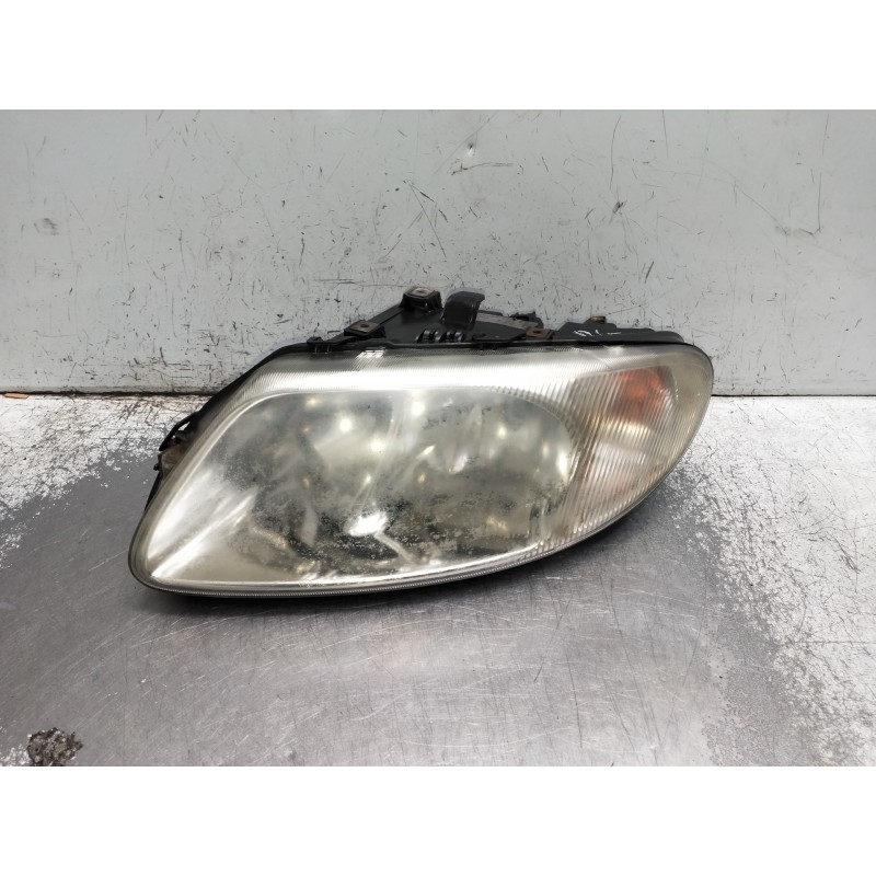 Recambio de faro izquierdo para chrysler voyager (rg) referencia OEM IAM 04857703AB 5870100000 