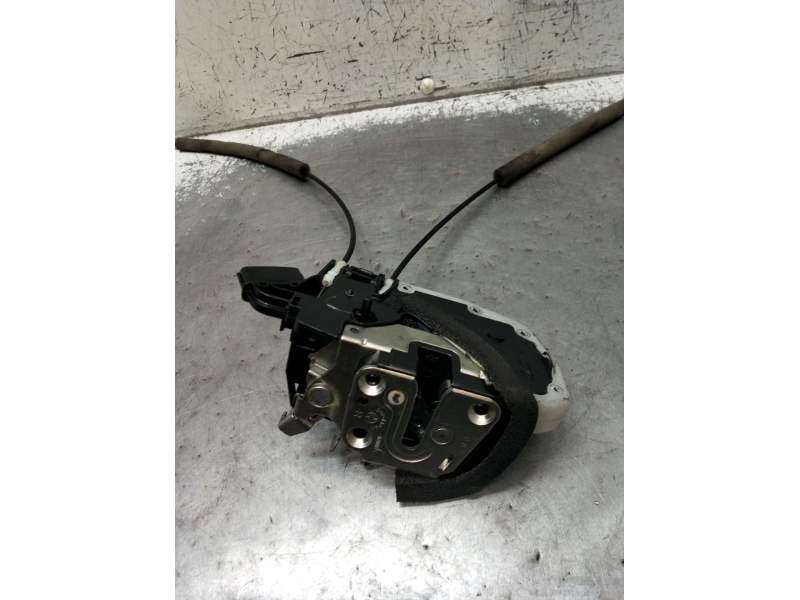 Recambio de motor cierre centralizado trasero derecho para nissan x-trail (t31) xe referencia OEM IAM  5P 2007