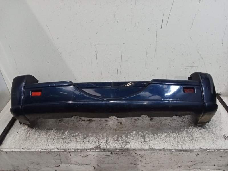 Recambio de paragolpes trasero para jeep cherokee (kj) 2.5 crd cat referencia OEM IAM  OJO VER FOTOS 2001
