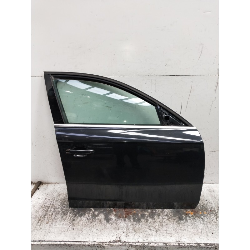 Recambio de puerta delantera derecha para audi a4 ber. (b8) referencia OEM IAM   4P