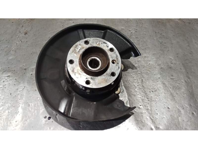 Recambio de mangueta trasera izquierda para bmw 3 (e90) 320 d referencia OEM IAM 676157909  