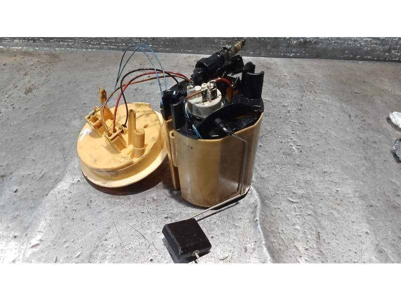 Recambio de bomba combustible para bmw 3 (e90) 320 d referencia OEM IAM 6763886  