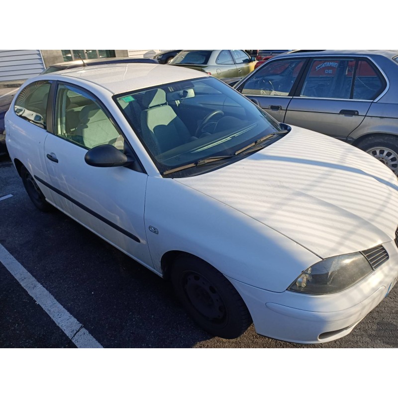 seat ibiza (6l1) del año 2003