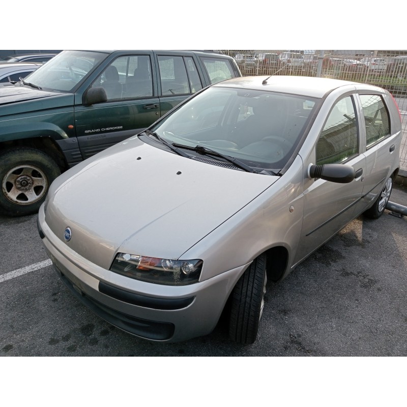 fiat punto berlina (188) del año 2000