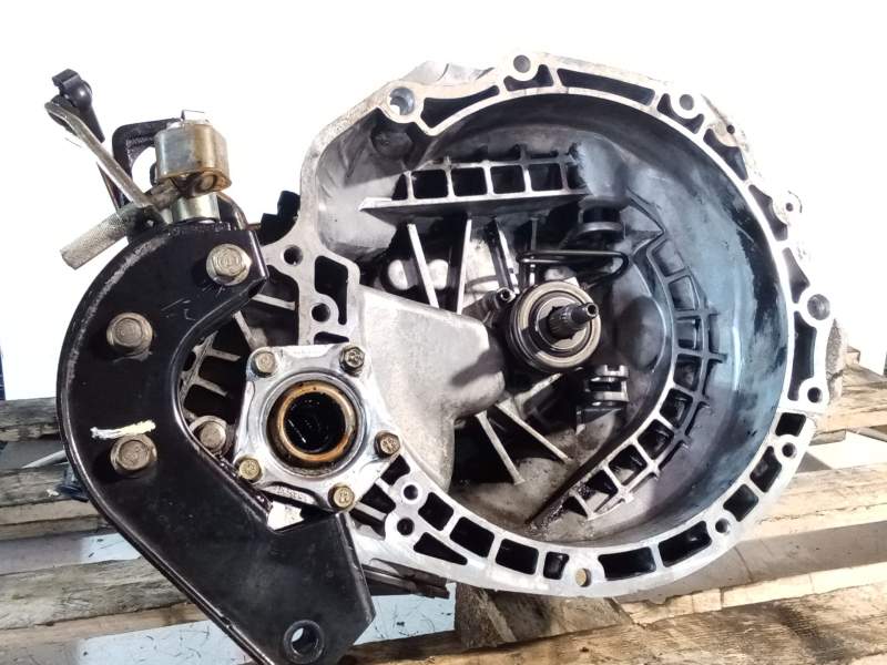 Recambio de caja cambios para daewoo nubira wagon (j200) 1.6 referencia OEM IAM DP009723 5V B MC372