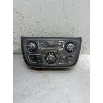 MANDO CALEFACCION / AIRE ACONDICIONADO P6TM19DX9AB 60928135 2017