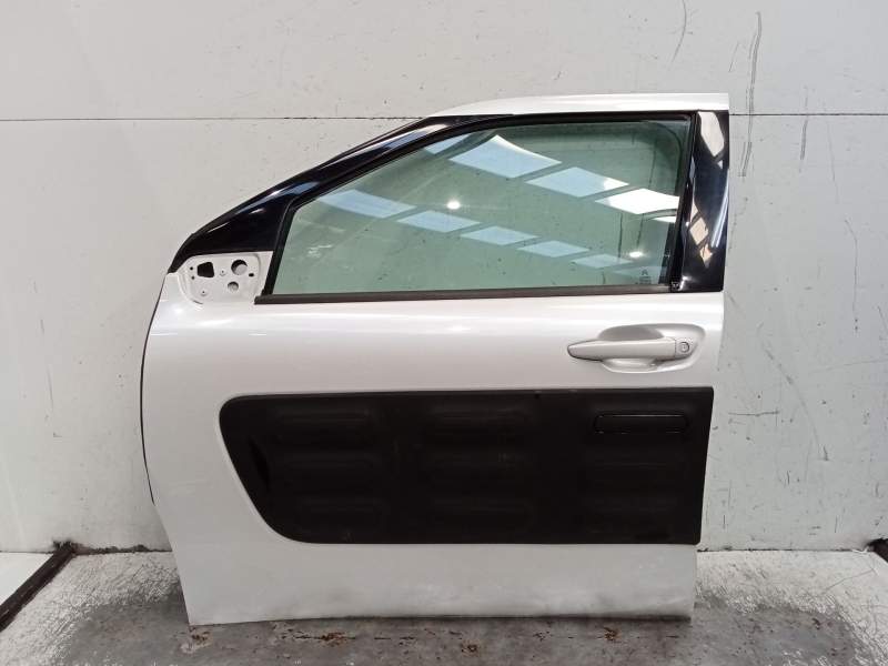 Recambio de puerta delantera izquierda para citroën c4 cactus 1.6 bluehdi 100 referencia OEM IAM  5P 2014