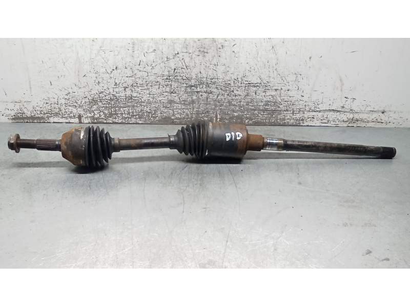 Recambio de transmision delantera derecha para jeep cherokee (kj) 2.5 crd cat referencia OEM IAM P52111780AB 25CRD 2001
