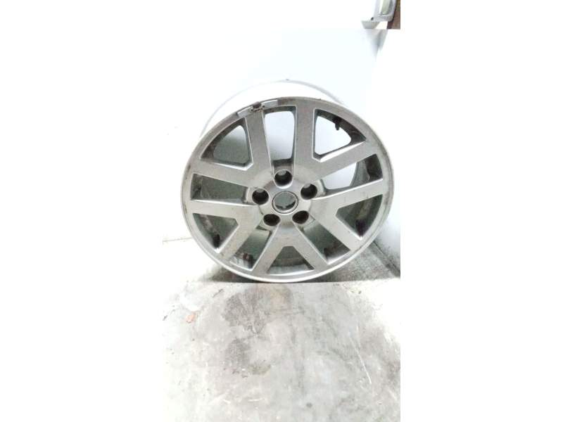 Recambio de llanta para land rover discovery iii (l319) 4.0 v6 4x4 referencia OEM IAM 8J18EH2  