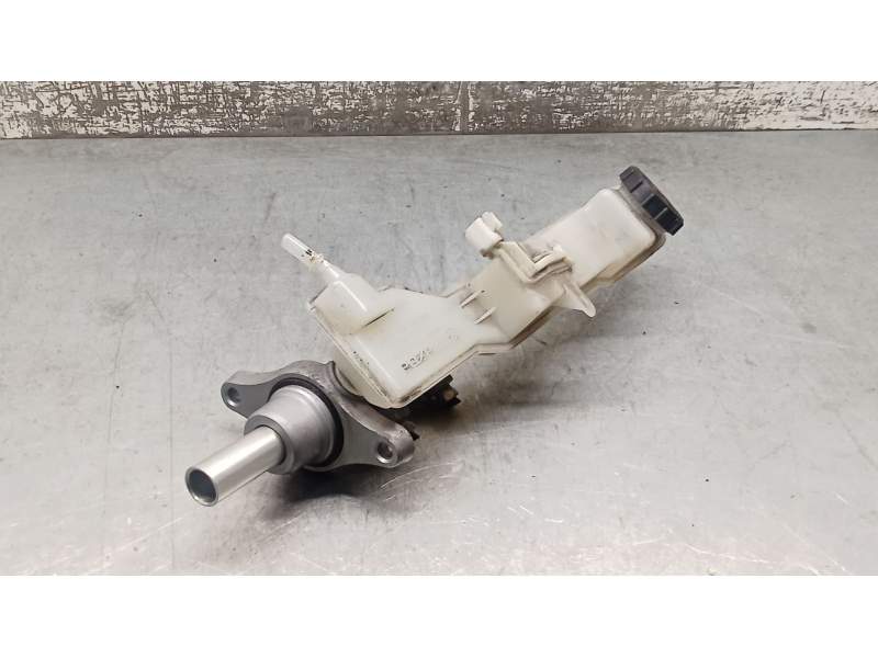 Recambio de bomba freno para mazda cx-5 (kf) 2.2 d referencia OEM IAM KD3443550 22CRDI 2017