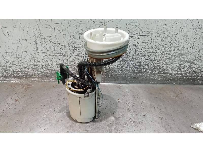 Recambio de bomba combustible para audi a4 b6 (8e2) 1.9 tdi referencia OEM IAM 220212002008  