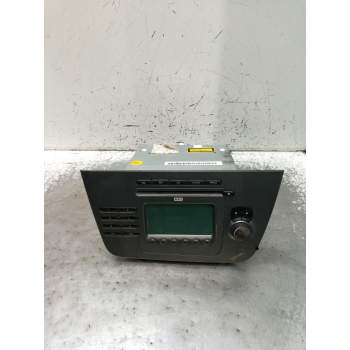 SISTEMA AUDIO / RADIO CD 2004
