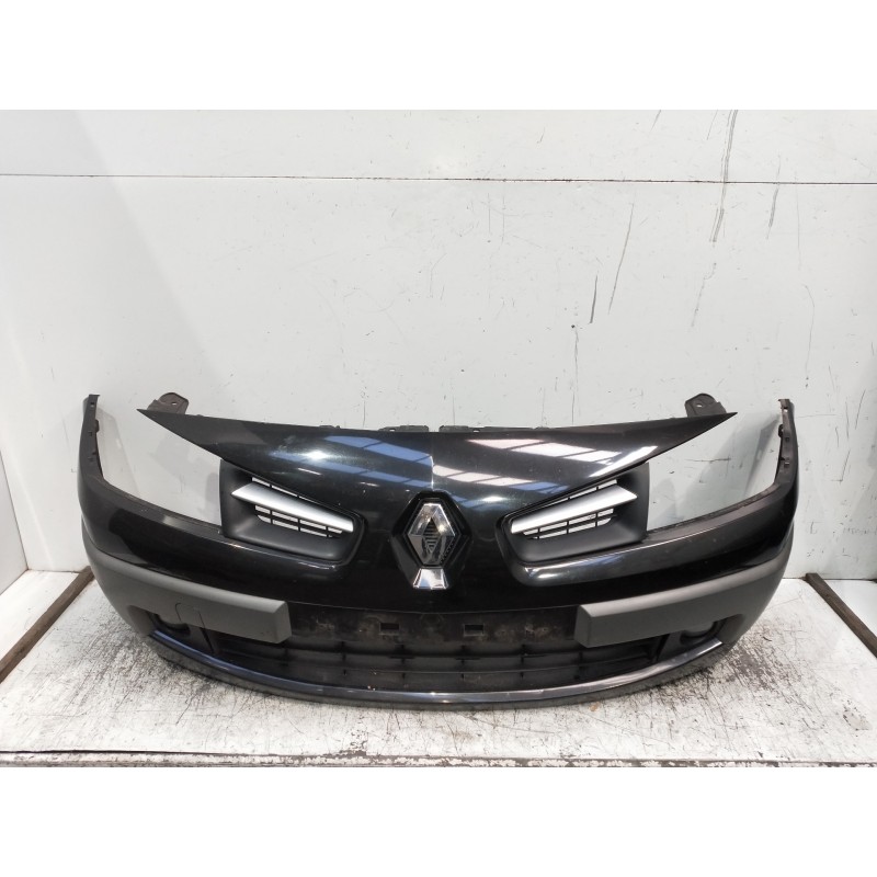 Recambio de paragolpes delantero para renault megane ii berlina 5p referencia OEM IAM   