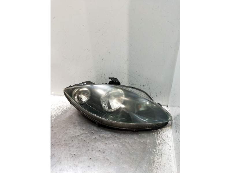 Recambio de faro derecho para seat toledo iii (5p2) 2.0 tdi 16v referencia OEM IAM 5P1941006A 89309820 2004