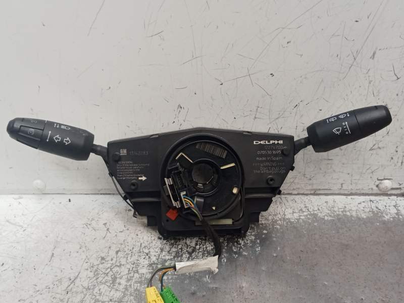 Recambio de mando luces para opel corsa d enjoy referencia OEM IAM 13142283  
